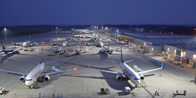 מלון Hirschfeld The Venue Frankfurt-Hahn Airport מראה חיצוני תמונה